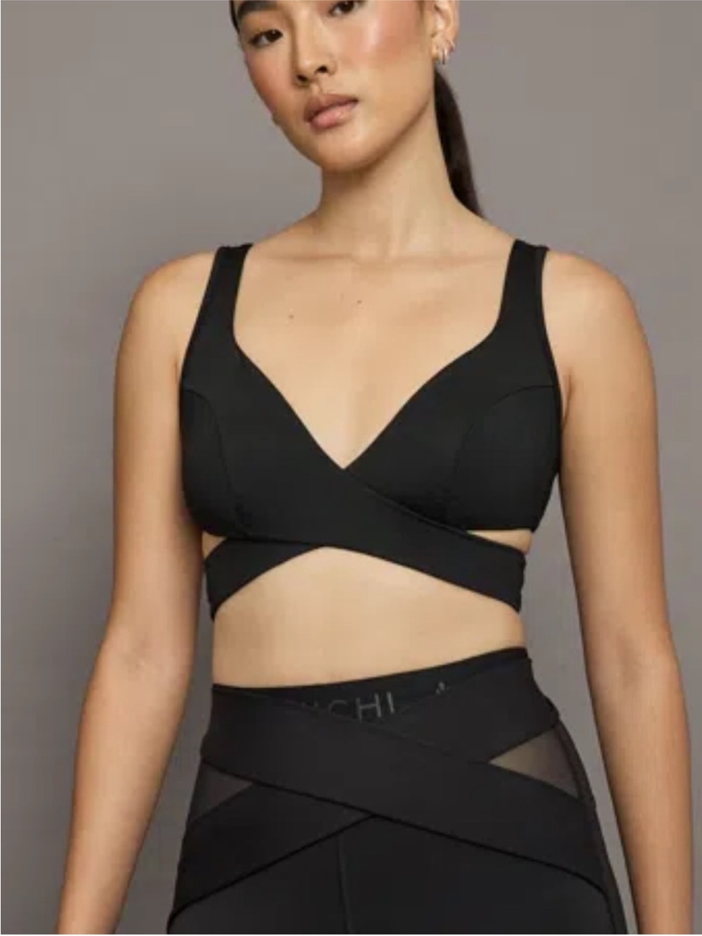 NWOT MICHI Ascent wraparound bra, adjustable straps, black, M